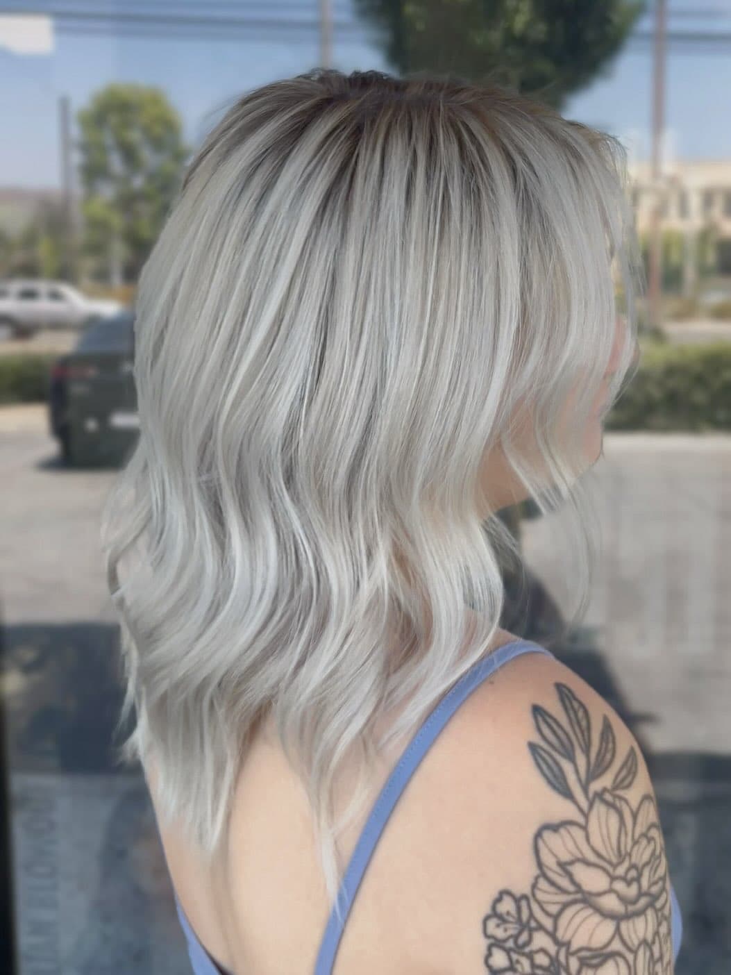 +blonde refresh
keeping blondes bright is a full-time job—lucky for you, it’s mine 🕺
dm me to book your next blonding session, August spots are filling up fast🍒💋
#blondebombshell #blonde #hotmomma