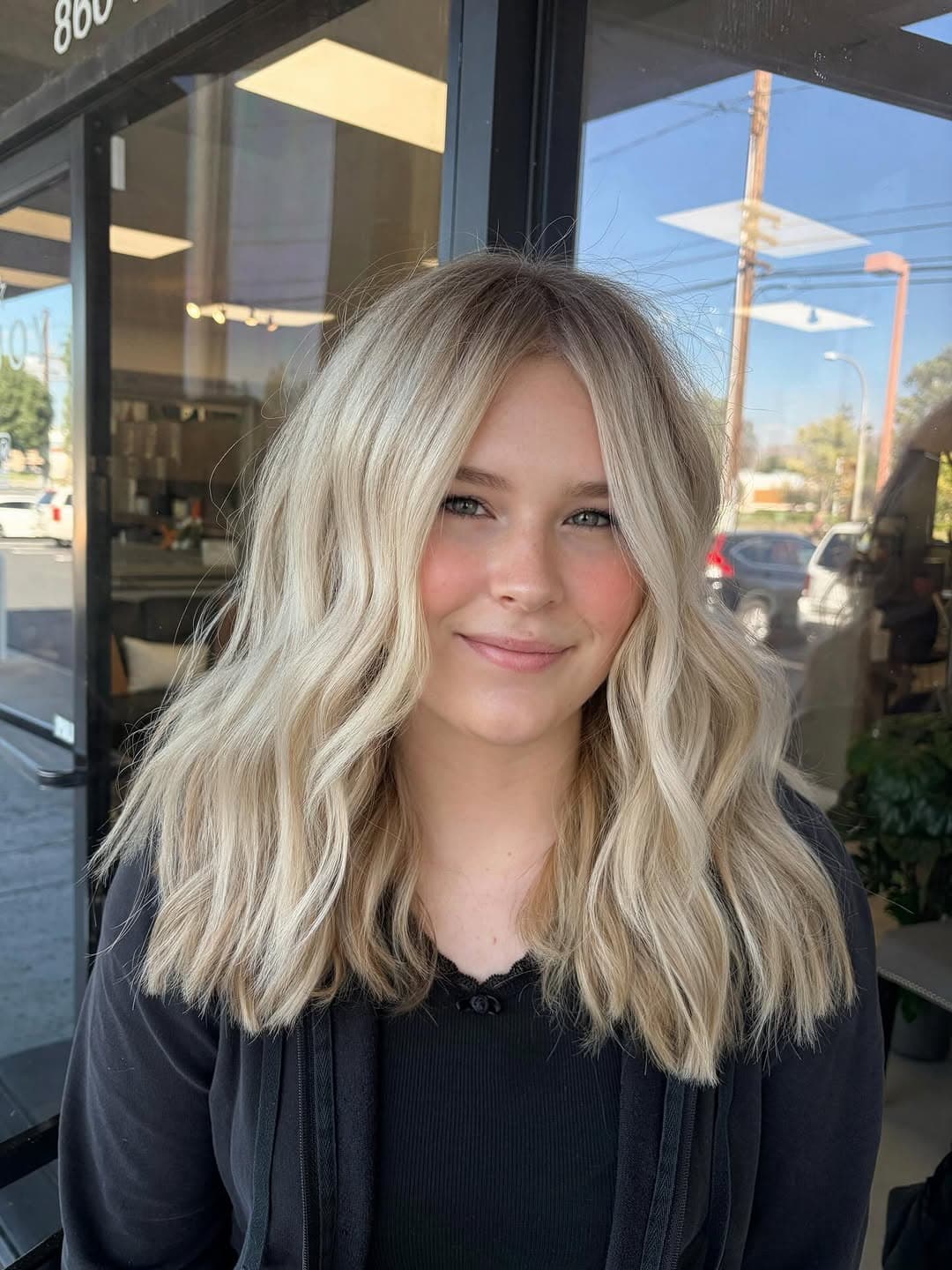 +before & after +
blonde, bright, & blended.
LOVE. ❤️🔥🎱🐆