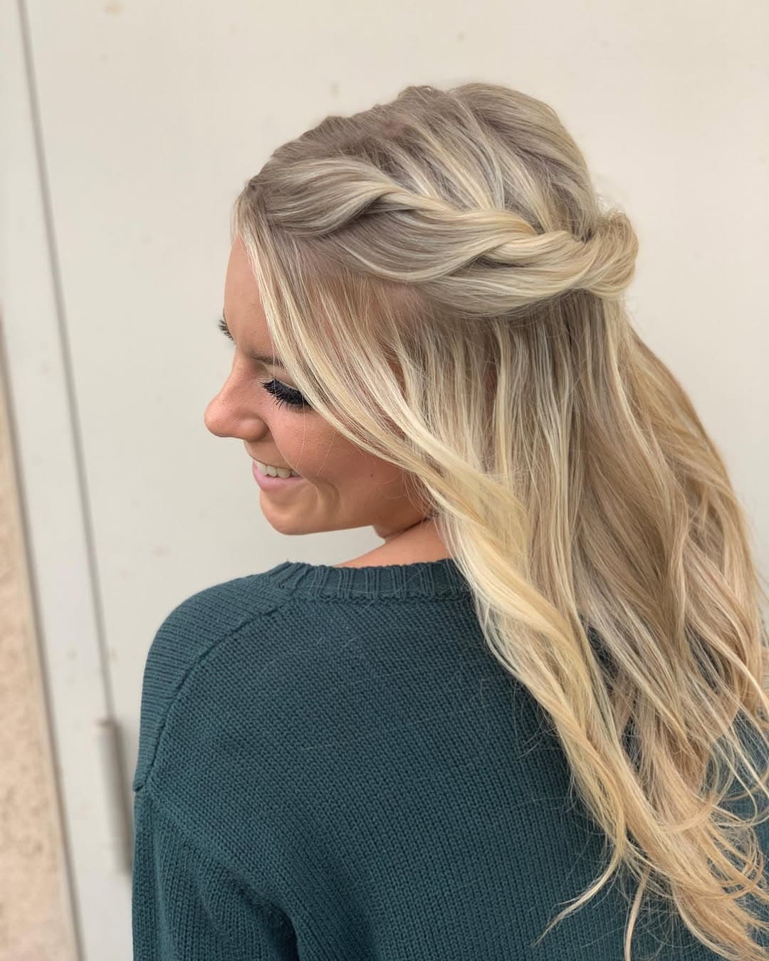 Princess 👑
.
.
#salon860west #hairbybrittneydubia #prom2019 #breaolindahighschool #bohostyle #bohohair #hairgoals #blondehair #promhair #bohotwists #brea #orangecounty