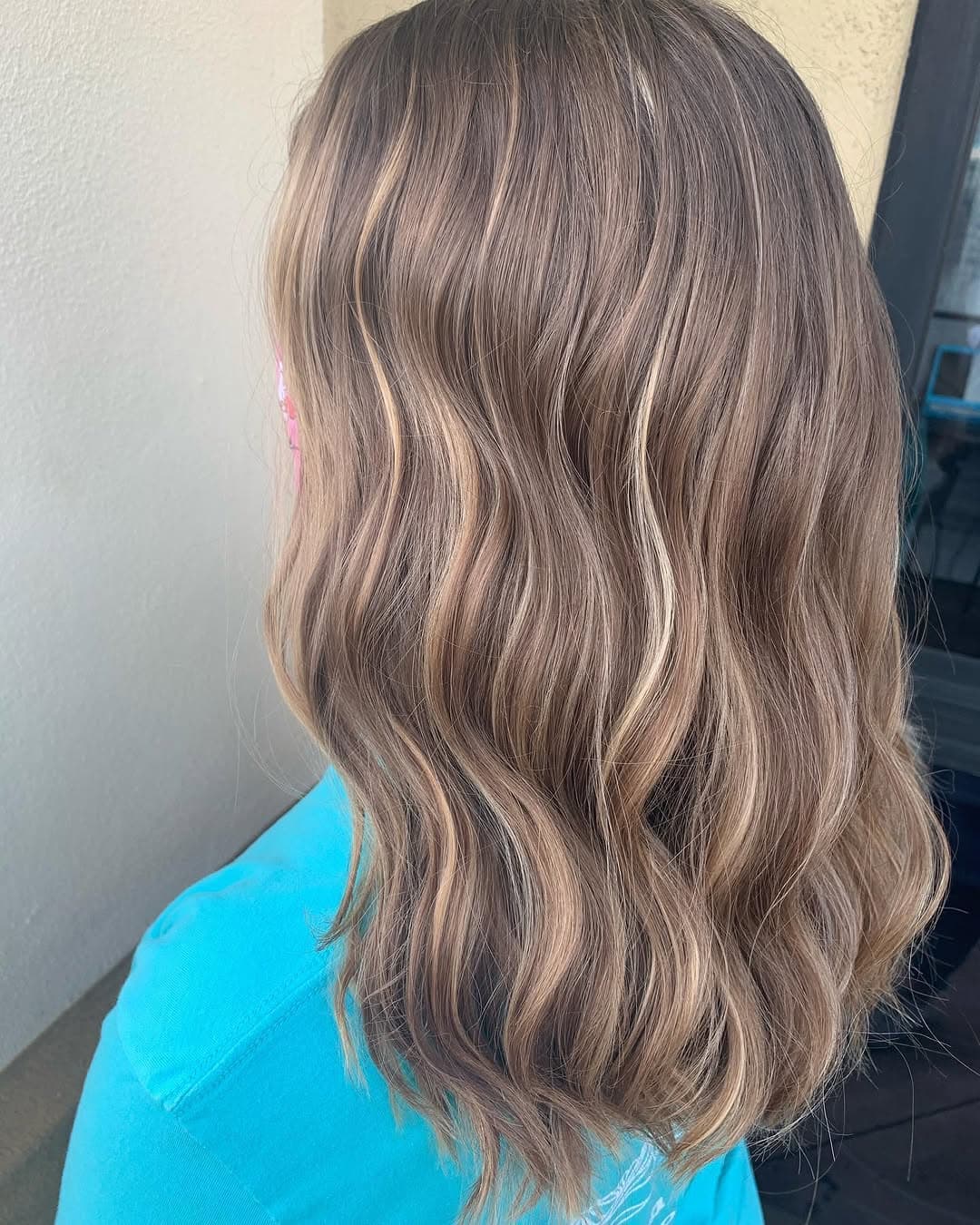 ☀️ kissed .
.
.
#hairbybrittneydubia #salonmidori #balayage #balayagehair #balayagedandpainted #summervibes #summerhair #summer2020 #beachwaves #blondehair #blondebalayage #orangecounty #lacounty #fullerton