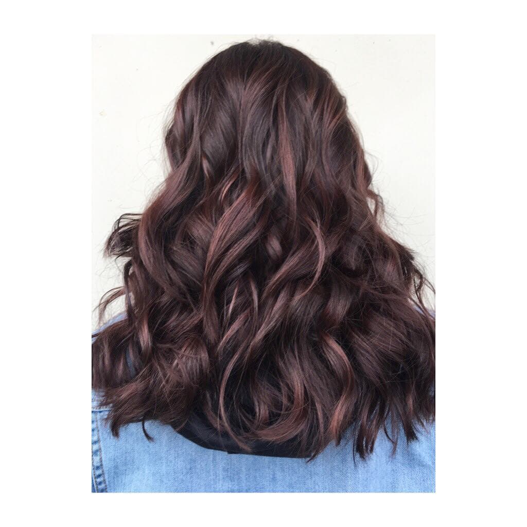 Mocha Monday Inspiration. ☕️ .
.
.
#hairbynoellelucy #salon860west #mocha #mochahair #mochalatte #brownhair #longhair #longhairdontcare #brea #ocstylist #acceptingnewclients #newhair #brownhairdontcare #new #haircolor #hair #hairstyle #matrix #matrixusa #matrixsocolor