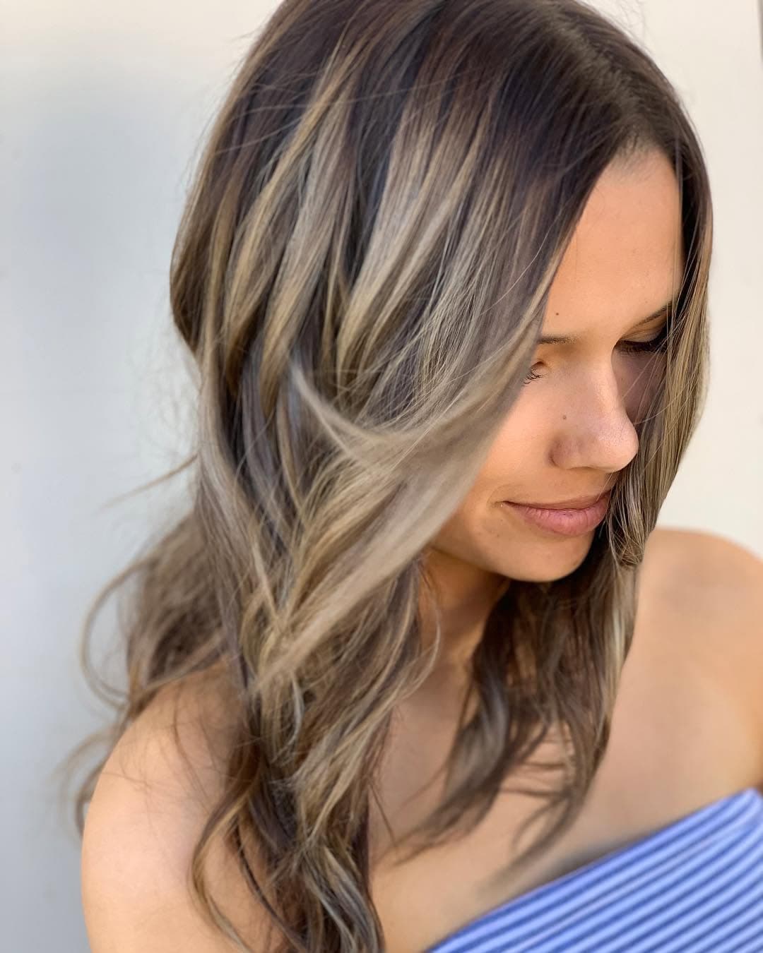 S T U N N E R 💎 .
.
Painted & Toned with Matrix Light Master & Color Sync