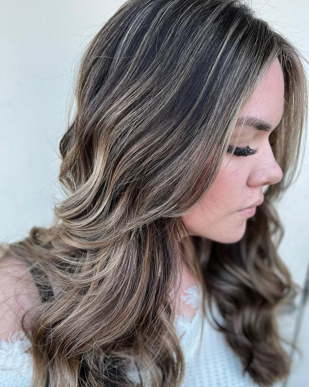 ✨She may possibly be THEE most Beautiful girl in the world! ✨
A little bit of balayage, a little bit of teasy lights, a couple baby lights and…
Magic! 🤩 #hairbynoellelucy
.
.
.
#babylights #balayage #ocbalayage #orangecountybalayage #orangecountyhair #ochair #orangecountyhairstylist #ochairstylist #ocsalon #orangecountysalon #ocstylist #orangecountystylist #brea #lahabra #fullerton #placentia #yorbalinda #breahairstylist #lamirada #downtownfullerton #anaheim #anaheimhills