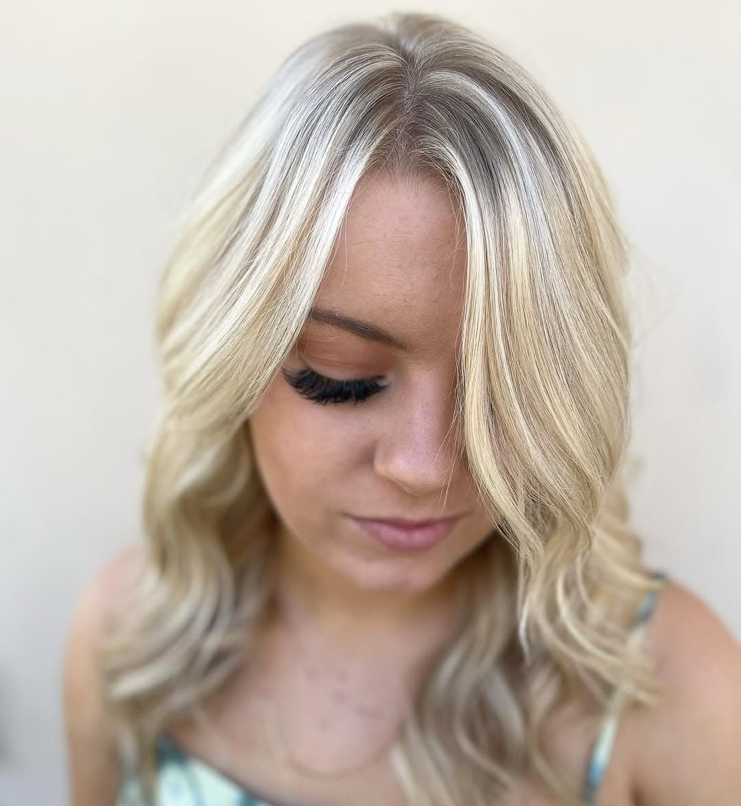 Oh Hello Sunshine! ☀️
Sometimes a traditional foiled highlight is JUST what the doctor ordered!
#hairbynoellelucy