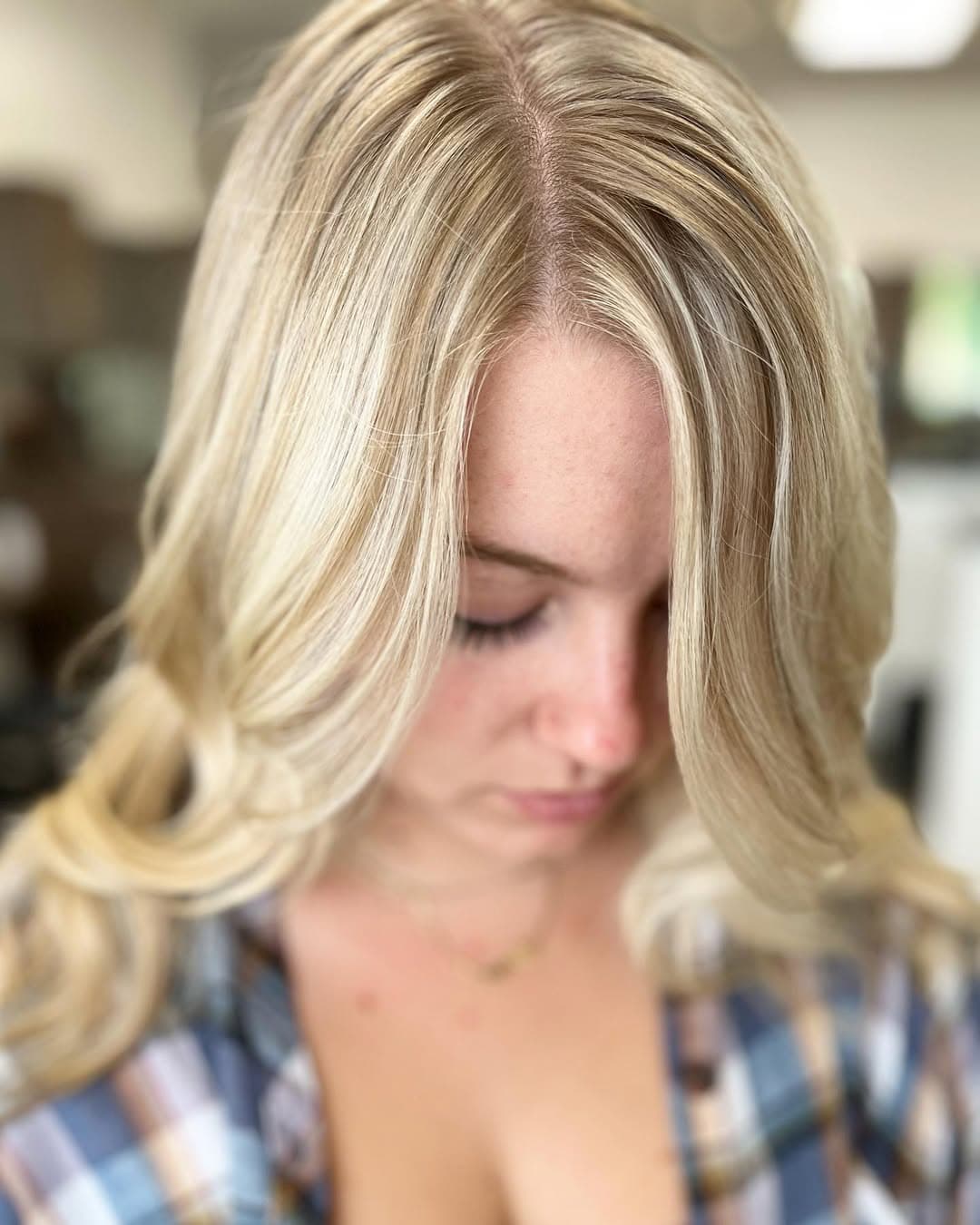 Honey & Platinum...🤌🏼
Perfect Fall blonde combo!
Anyone else loving these cooler Mornings?! Bring on ALL things Autumn! 🍁
.
.
.
#breahairstylist #ochair #orangecountyhairstylist #ochairstylist #orangecountyhair #fullertonhair #fullertonhairstylist